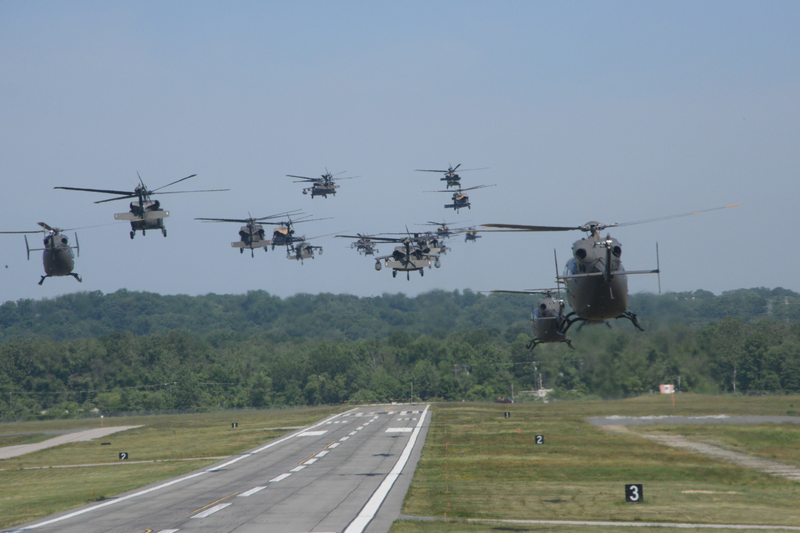 Illustration for article titled These Elite Military Helicopter Units Fly Washington's Power Players